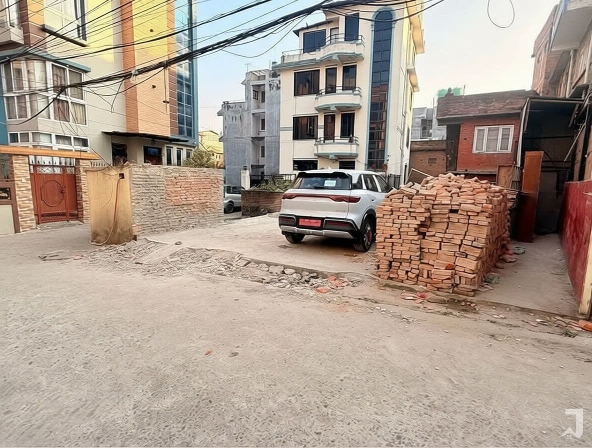 Swayambhu Marg Ma Ramro Jagga Sell Ma